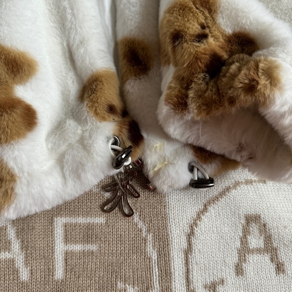 Fuzzy Teddy Bear Jacket - Picture 3 of 3